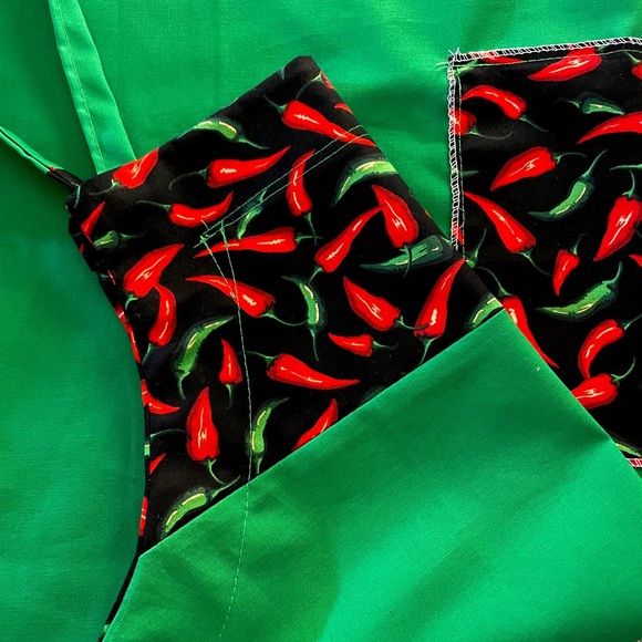 Cotton Apron - Picture 2 of 5